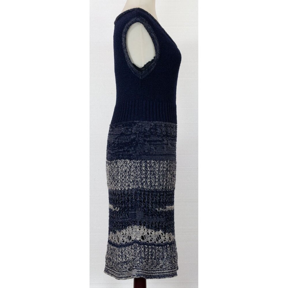 CHANEL MULTIPLE COLORS OF NAVY BLUE CROCHET KNIT SLEEVELESS DRESS 38 - Picture 6 of 8